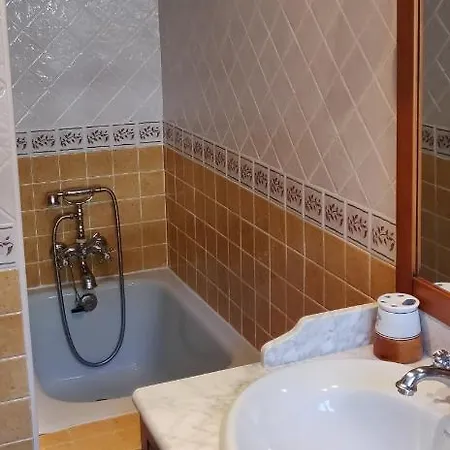 Casa Da Ponte بيت ضيافة 3*